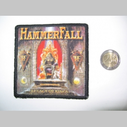 Hammerfall ofsetová nášivka po krajoch obšívaná  cca. 9x9cm